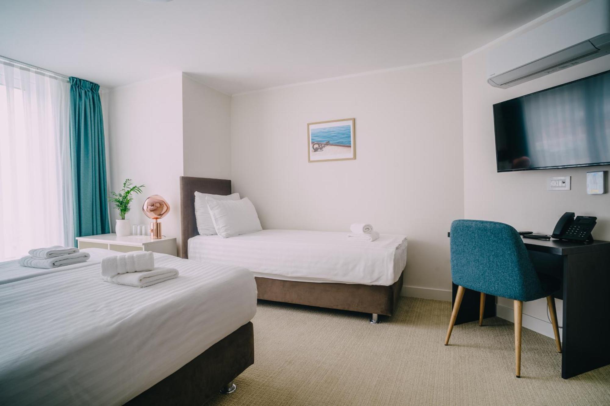 Hotel Kul In Ablana à Jablanac Extérieur photo
